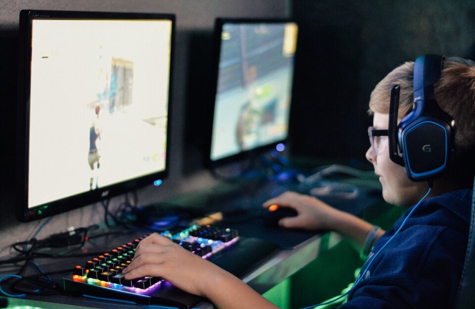 tech-news-post-featured-img-24